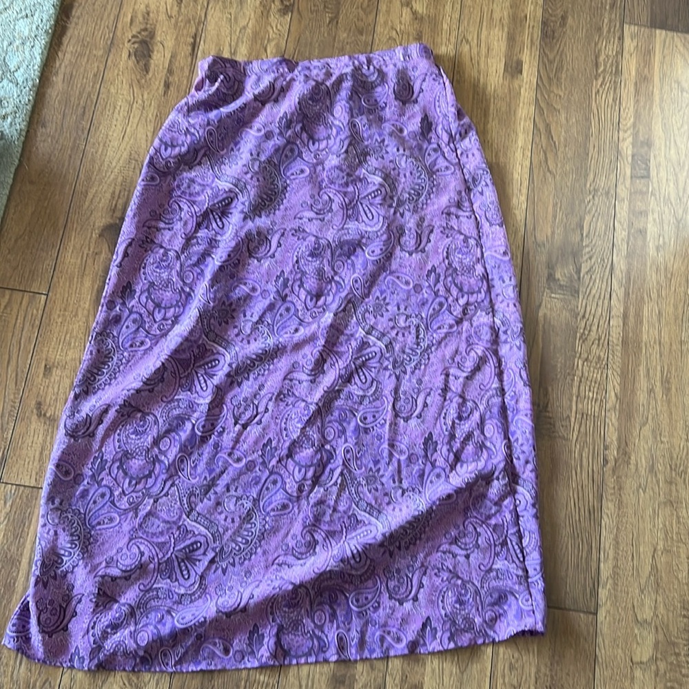 Bagatelle vintage purple skirt one size fits like a large or medium, stretchy